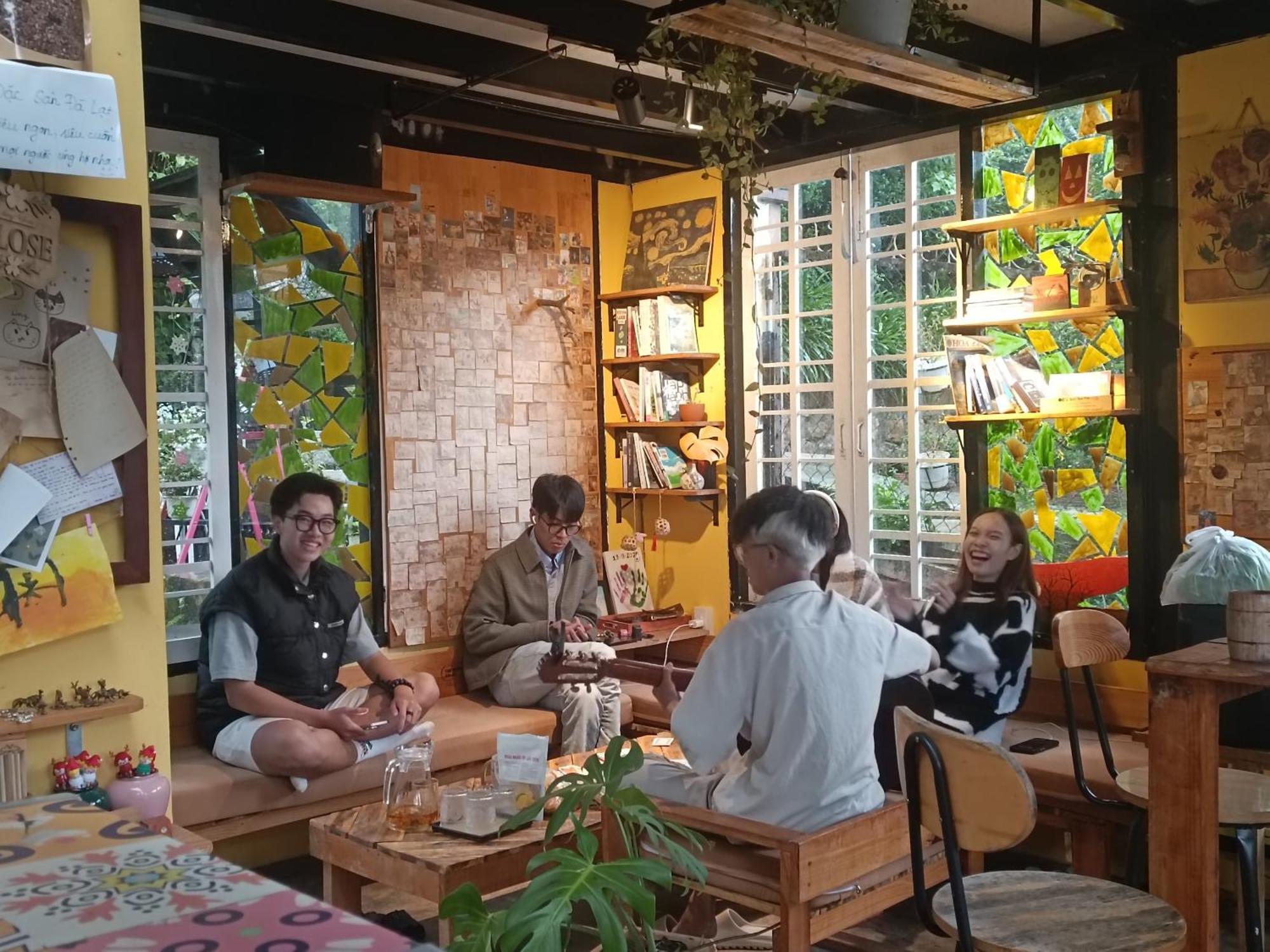 Appartamento The Burrow Dalat Esterno foto